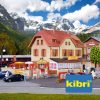 Posada ferroviaria con taberna al aire libre - Imagen 3